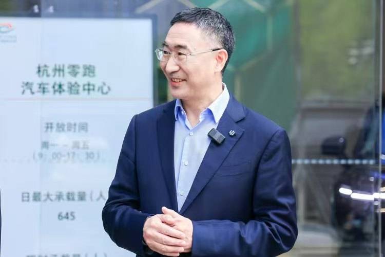 外汇平台xm正规吗如果AI写作胜过作家，人类创造力会否被取代？